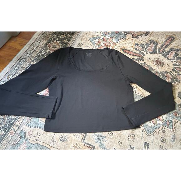 Athleta Transcends Top Black long sleeve crop Athletic Top Size Large - Picture 2 of 8